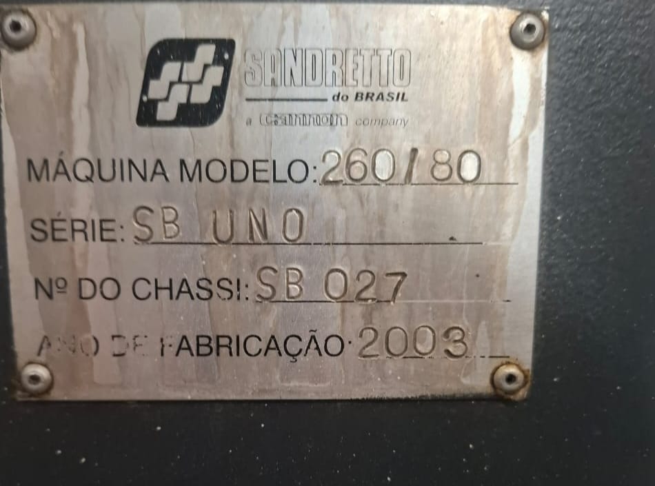 Injetora Sandretto 80 tons